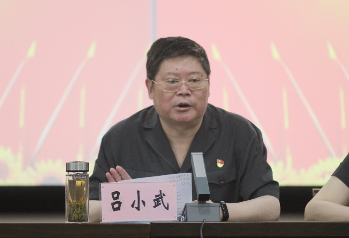 吕小武美白版（外网）.jpg